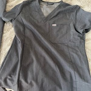 Figs graphite scrub set